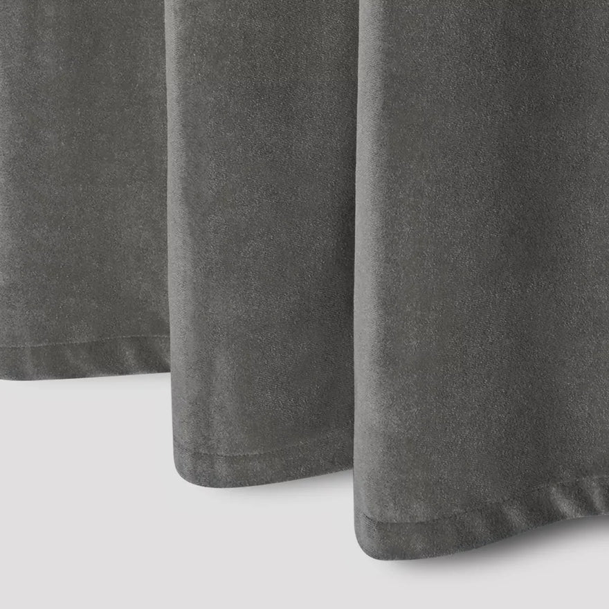 The 7 Benefits of Blackout Curtains