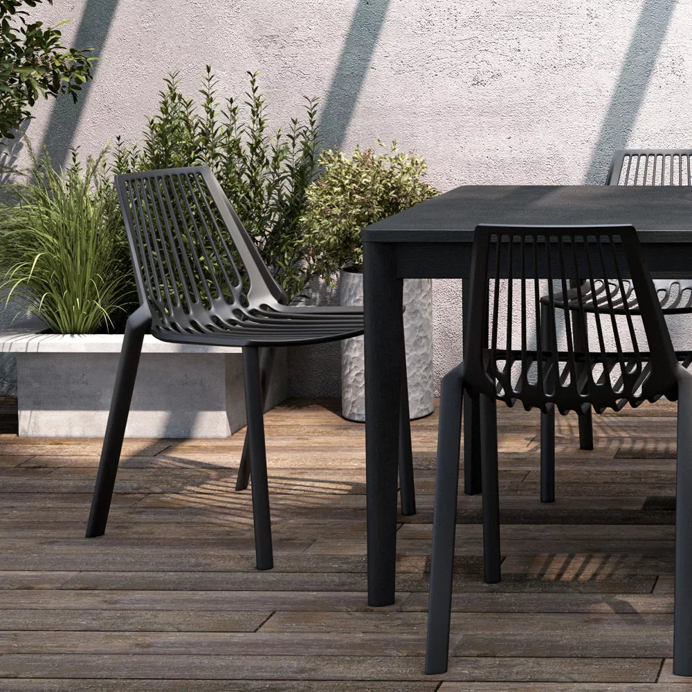 Why Cafe Chairs Are Perfect for Your Kitchen or Dining Area