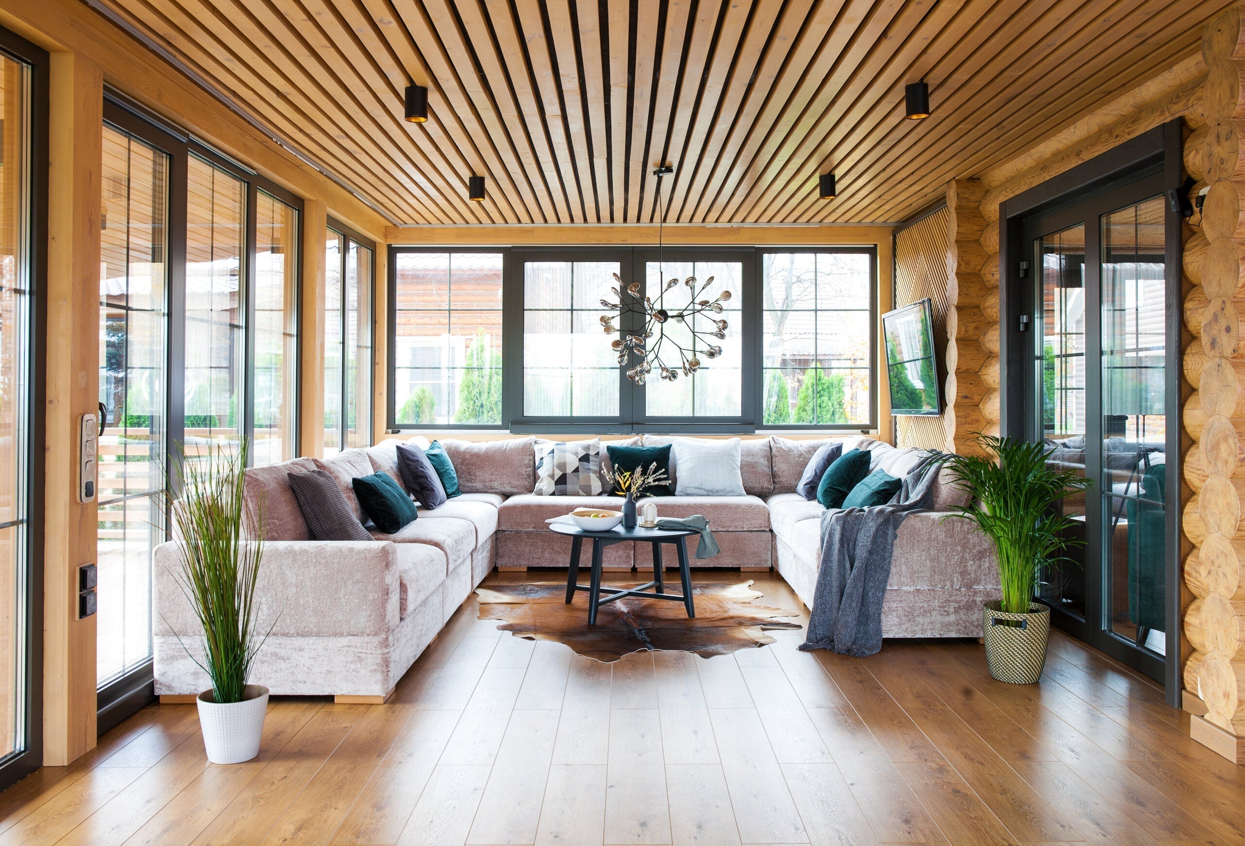 Top Hardwood Flooring Trends for Modern Homes | metercube