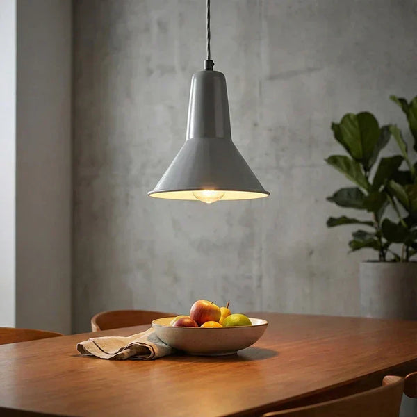 Pendant Lights vs Chandeliers: What is Defining 2026 Home Interiors?