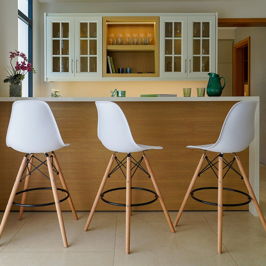 Bar Cabinet vs Bar Cart: Top Factors to Consider Before Buying