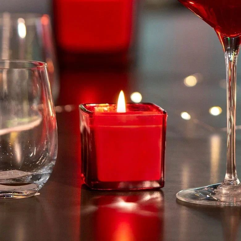 Stem Glass vs Stemless Glass