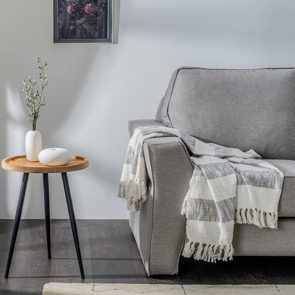 How to Choose the Right Window Curtain for Your Home Decor?