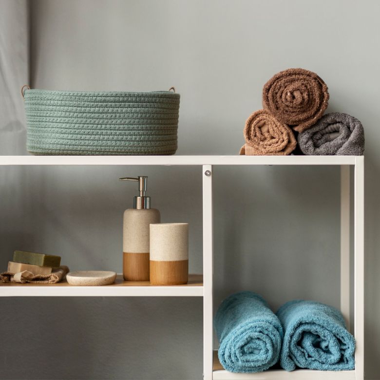 Creating a Functional and Stylish Small Bathroom: A Guide