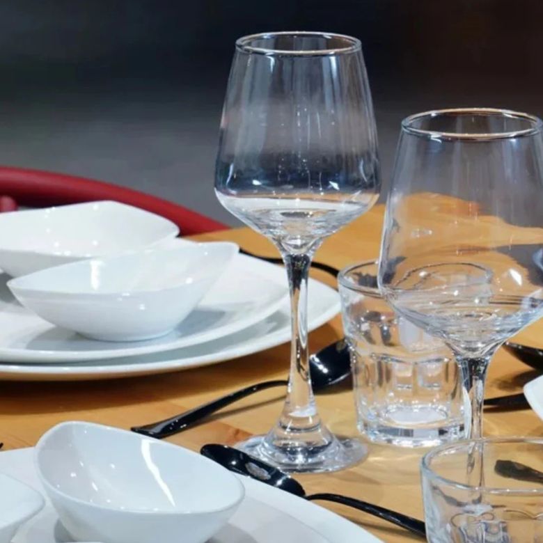 Stainless Steel vs Porcelain