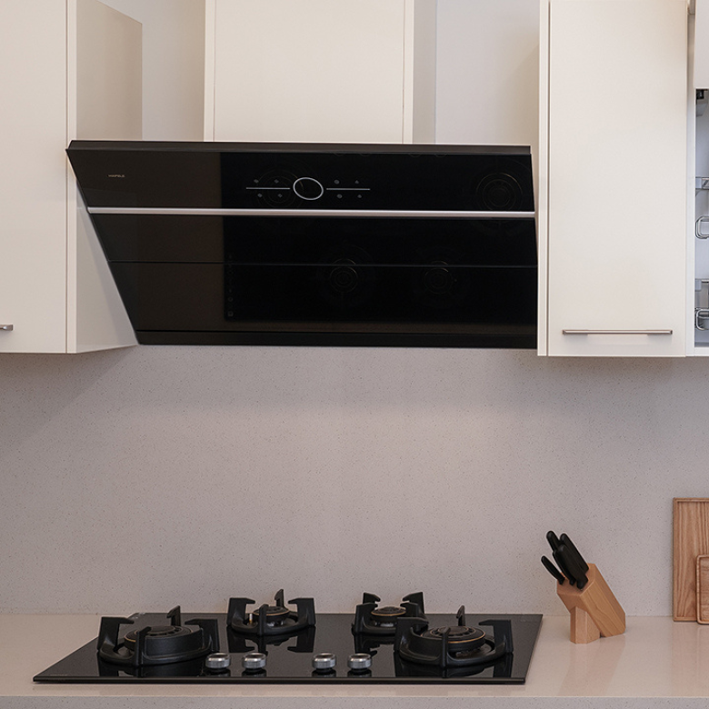 Creating a Functional and Stylish Small Kitchen: A Complete Guide