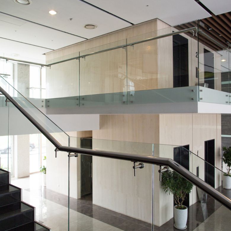 Stylish Glass Railing Designs to Enhance the Modern Look of Your Home