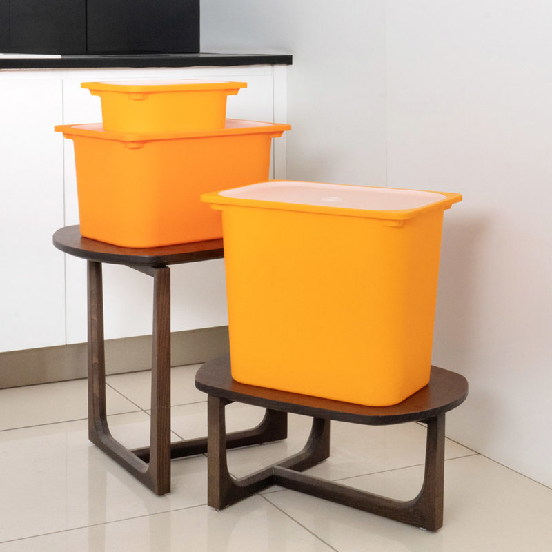 vengo - Box with lid Orange 29.5x20.5x10 cm - 282.010.04 - thematic